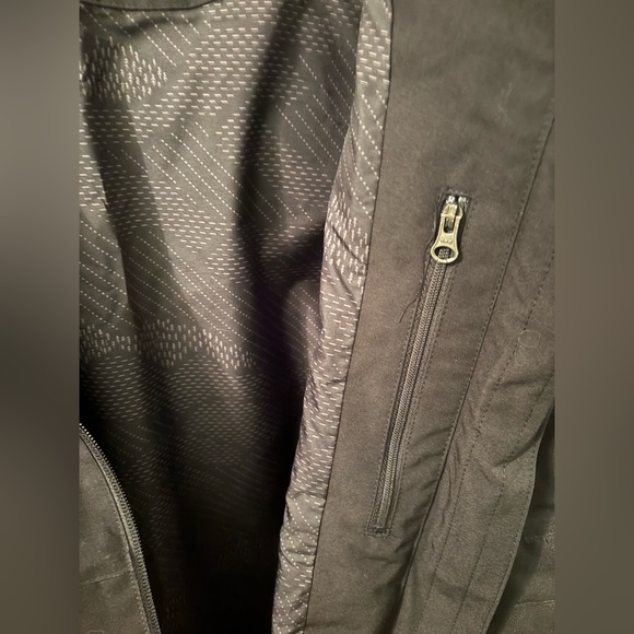 Tentree Destination Rain Jacket XL - Picture 6 of 6